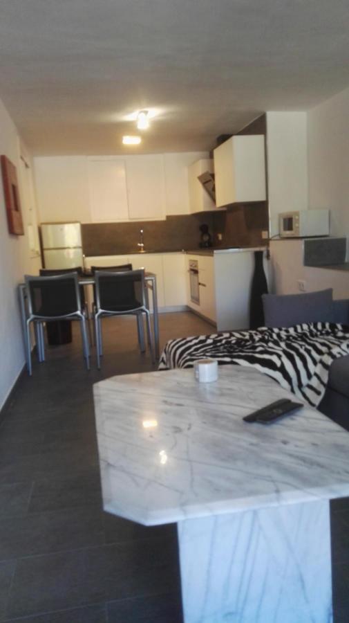 Lovely Bungalow For Four Close To Beach And City In Torrevieja Exteriér fotografie